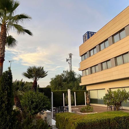 Apartmán Apartamento Con Piscina Y Parking Valencie Exteriér fotografie